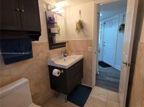 365 SW 86th Ave 201, Pembroke Pines FL 33025