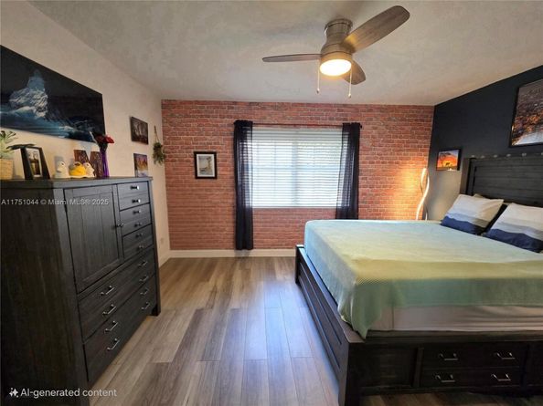 365 SW 86th Ave 201, Pembroke Pines FL 33025