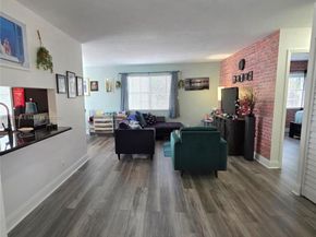 365 SW 86th Ave 201, Pembroke Pines FL 33025