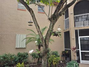 365 SW 86th Ave 201, Pembroke Pines FL 33025