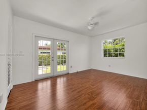 6065 N Waterway Dr, Miami FL 33155