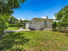 6065 N Waterway Dr, Miami FL 33155