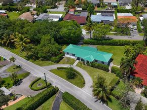 6065 N Waterway Dr, Miami FL 33155