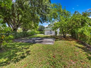 6065 N Waterway Dr, Miami FL 33155
