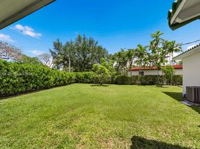 6065 N Waterway Dr, Miami FL 33155