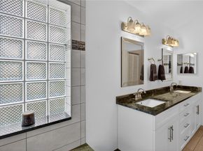 290 NW 116th Ter, Coral Springs FL 33071