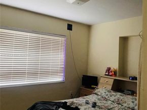 10440 NW 28th Ct, Miami FL 33147
