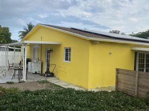 10440 NW 28th Ct, Miami FL 33147