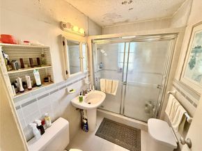 3340 NW 19th Ave, Miami FL 33142