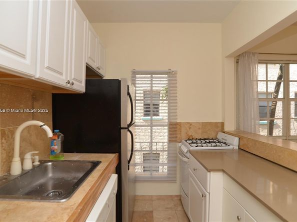 1551 Michigan Ave 10, Miami Beach FL 33139