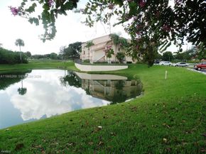3410 N Pinewalk Dr N 827, Margate FL 33063