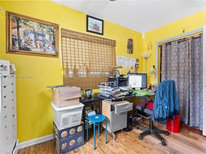 720 NW 4th St, Hallandale Beach FL 33009