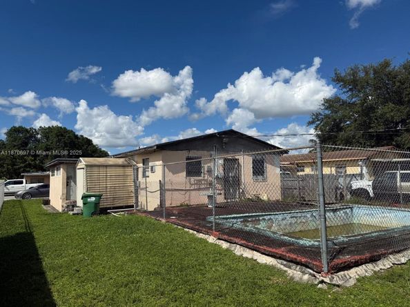 3260 NW 132nd Ter, Opa-Locka FL 33054