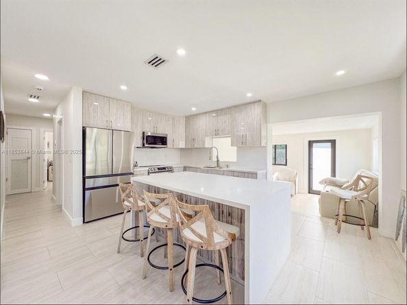 3064 SW 16th Ter, Miami FL 33145