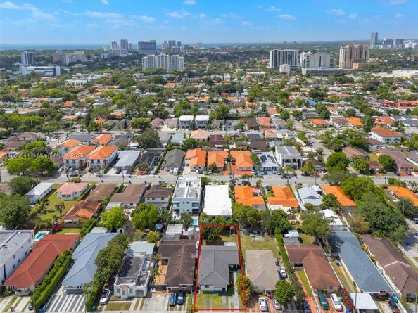3064 SW 16th Ter, Miami FL 33145