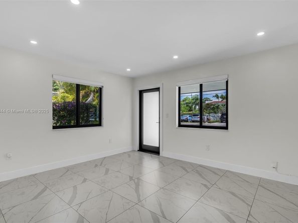 3064 SW 16th Ter, Miami FL 33145