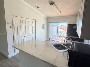 3375 W 76th St 211, Hialeah FL 33018