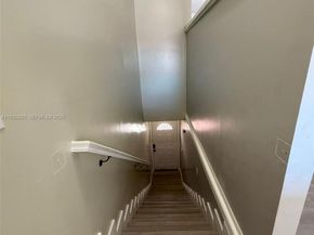 3375 W 76th St 211, Hialeah FL 33018