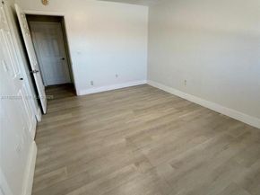 3375 W 76th St 211, Hialeah FL 33018