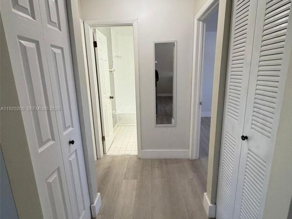 3375 W 76th St 211, Hialeah FL 33018