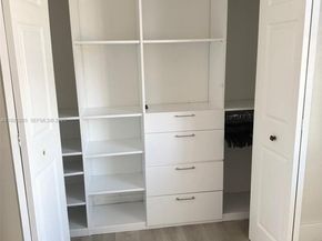 3375 W 76th St 211, Hialeah FL 33018