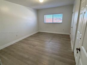 3375 W 76th St 211, Hialeah FL 33018