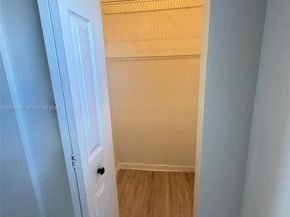 3375 W 76th St 211, Hialeah FL 33018