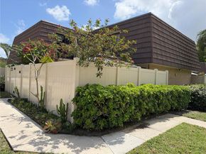 6925 69th Way, West Palm Beach FL 33407