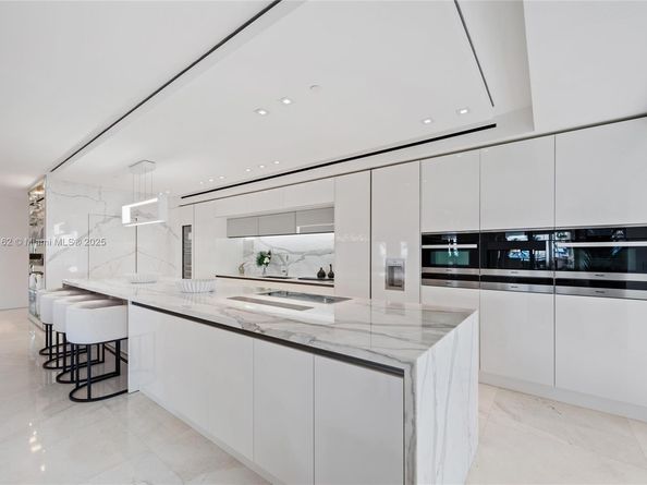 7921 Fisher Island Dr 7921, Miami Beach FL 33109