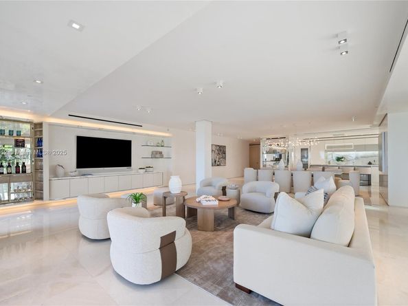 7921 Fisher Island Dr 7921, Miami Beach FL 33109