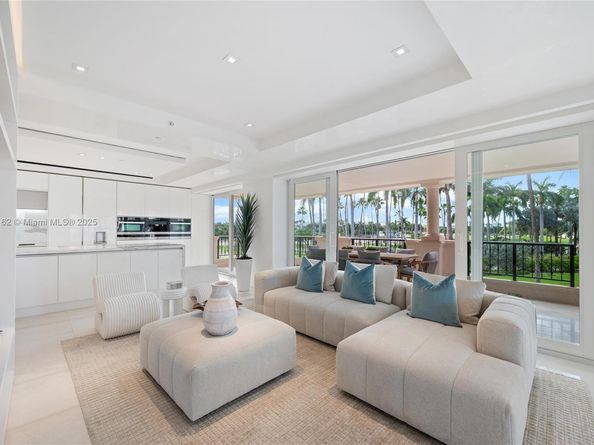 7921 Fisher Island Dr 7921, Miami Beach FL 33109