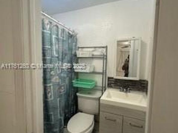 141 E 16th St, Hialeah FL 33010