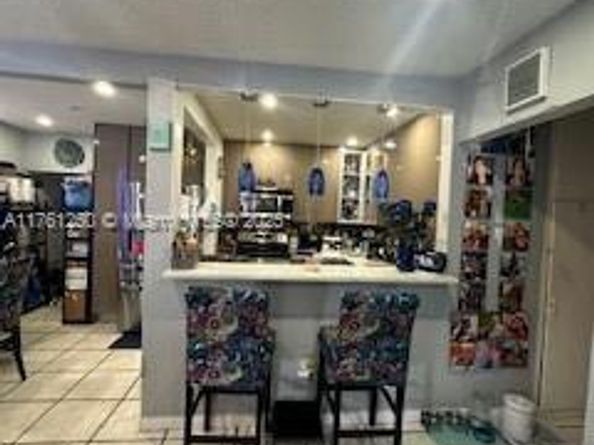 141 E 16th St, Hialeah FL 33010