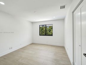 7340 Andorra Pl, Boca Raton FL 33433