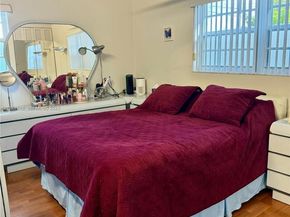 8070 NW 176th St, Hialeah FL 33015