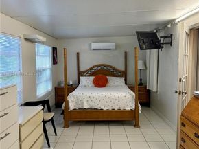 8070 NW 176th St, Hialeah FL 33015