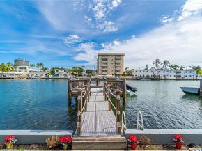 8335 E Crespi Blvd 4, Miami Beach FL 33141