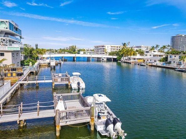 8335 E Crespi Blvd 4, Miami Beach FL 33141