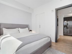 398 NE 5th St 1811, Miami FL 33132