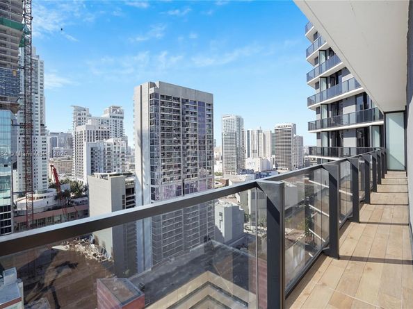 398 NE 5th St 1811, Miami FL 33132