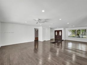 620 NE 2nd St, Pompano Beach FL 33060