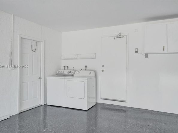 620 NE 2nd St, Pompano Beach FL 33060