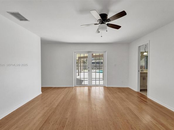 620 NE 2nd St, Pompano Beach FL 33060