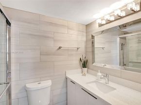 1621 Bay Rd 506, Miami Beach FL 33139