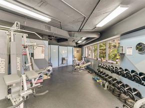 1621 Bay Rd 506, Miami Beach FL 33139