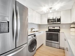 1621 Bay Rd 506, Miami Beach FL 33139