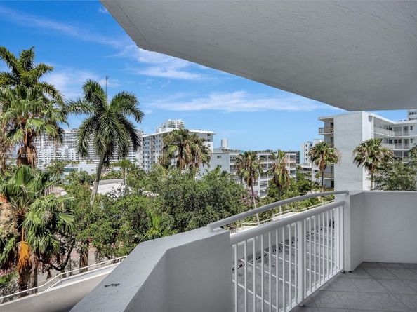 1621 Bay Rd 506, Miami Beach FL 33139