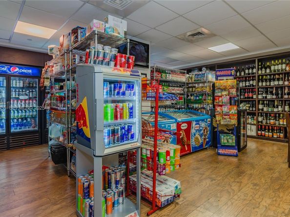 1000 West Ave 1027, Miami Beach FL 33139