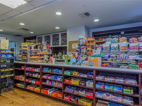 1000 West Ave 1027, Miami Beach FL 33139