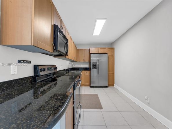 401 69th St 713, Miami Beach FL 33141